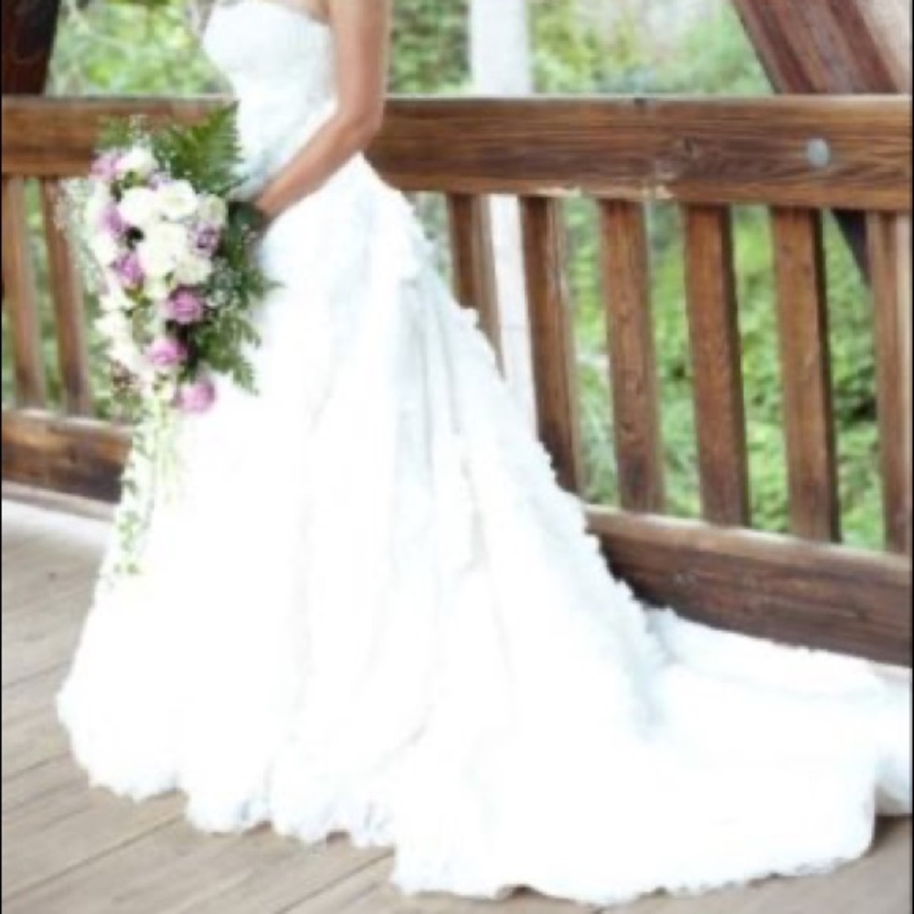 Floral Lace White Wedding Dress
